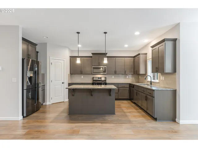 $589,000 | 11369 Northwest 325th Avenue, North Plains, OR 97133