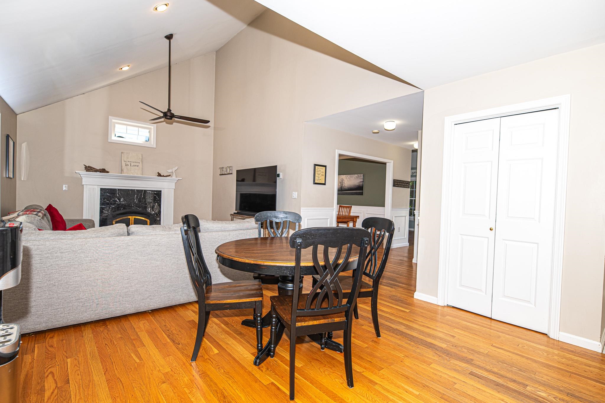 22 Exeter Farms Road Exeter, NH 03833 - Photo 13 of 50
