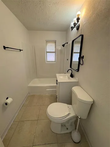 $1,700 | 532 Northwest 11th Avenue, Unit B, Boynton Beach, FL 33435