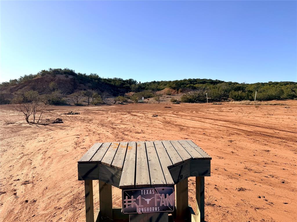 5530 Highway 158 Bronte, TX 76933 - Photo 29 of 40 a view of a terrace with seating space