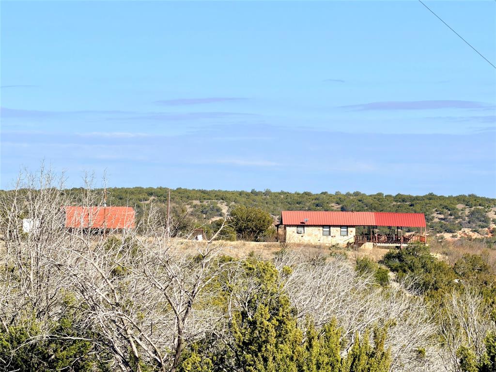 5530 Highway 158 Bronte, TX 76933 - Photo 3 of 40 a view of a city