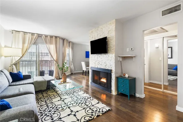 $649,000 | 141 South Clark Drive, Unit 326, West Hollywood, CA 90048