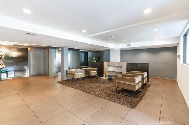 $649,000 | 141 South Clark Drive, Unit 326, West Hollywood, CA 90048