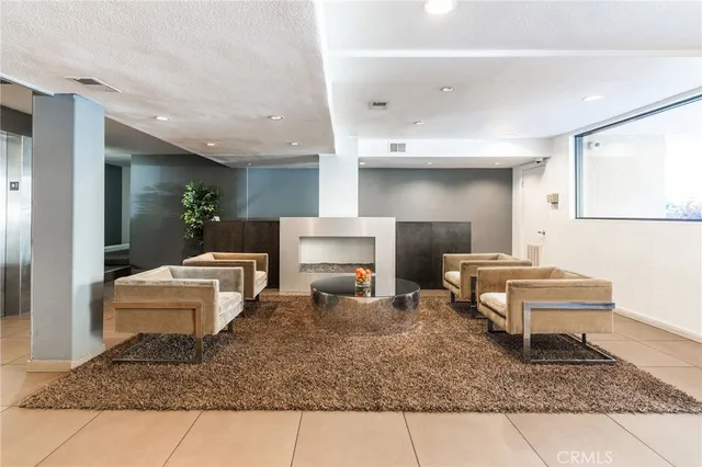 $649,000 | 141 South Clark Drive, Unit 326, West Hollywood, CA 90048