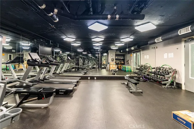 $649,000 | 141 South Clark Drive, Unit 326, West Hollywood, CA 90048