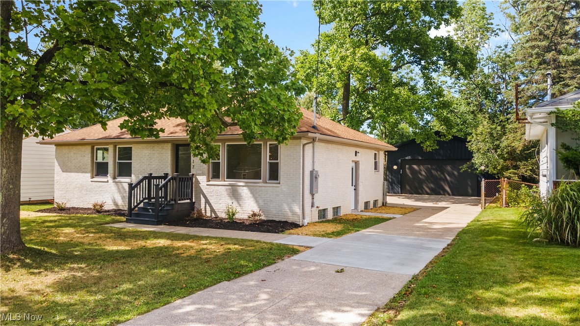 23917 Emery Road Warrensville Heights, OH 44128 - Photo 42 of 44