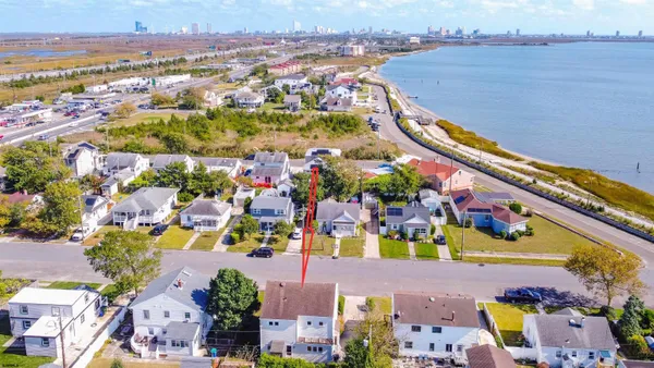 $479,000 | 207 East Plaza Place, Pleasantville, NJ 08232