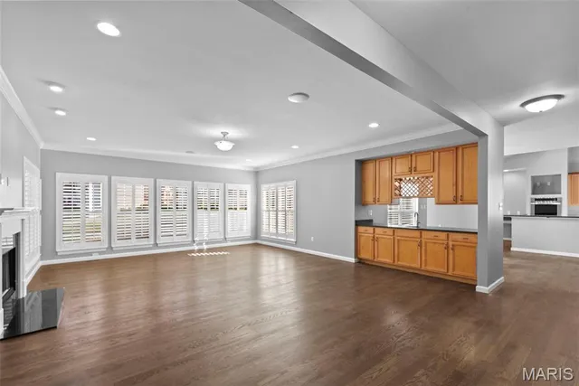 $1,250,000 | 724 Questover Lane, St. Louis, MO 63141