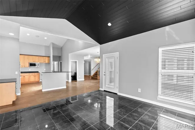 $1,250,000 | 724 Questover Lane, St. Louis, MO 63141