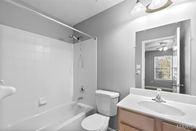 $1,250,000 | 724 Questover Lane, St. Louis, MO 63141