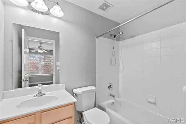 $1,250,000 | 724 Questover Lane, St. Louis, MO 63141