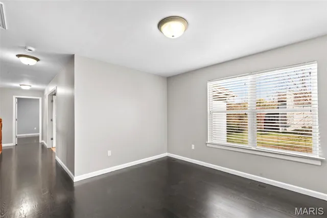 $1,250,000 | 724 Questover Lane, St. Louis, MO 63141