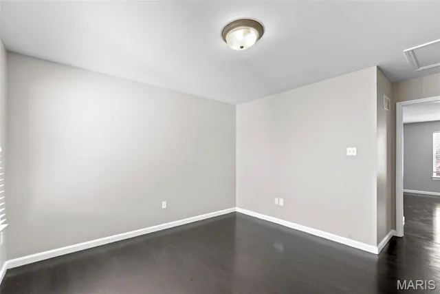 $1,250,000 | 724 Questover Lane, St. Louis, MO 63141