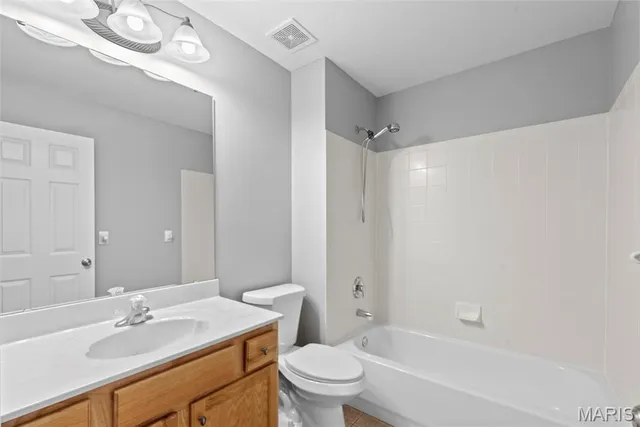 $1,250,000 | 724 Questover Lane, St. Louis, MO 63141