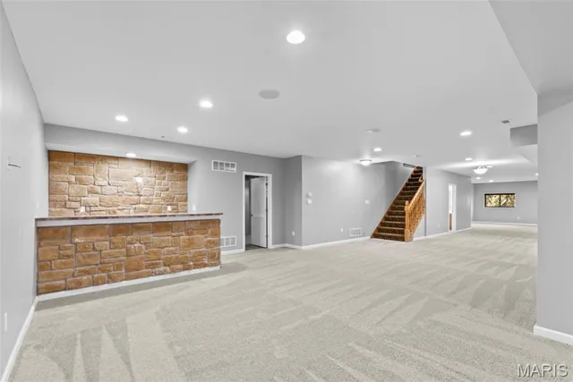 $1,250,000 | 724 Questover Lane, St. Louis, MO 63141