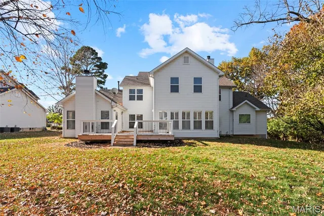 $1,250,000 | 724 Questover Lane, St. Louis, MO 63141