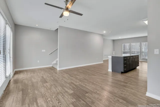 $2,200 | 939 South Frio Street, Unit 2007, San Antonio, TX 78207