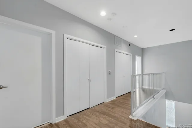 $2,200 | 939 South Frio Street, Unit 2007, San Antonio, TX 78207