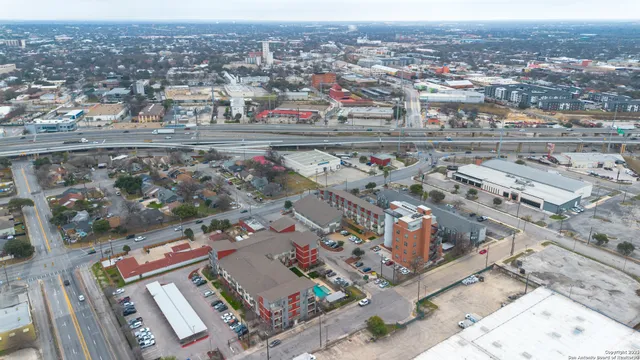 $2,200 | 939 South Frio Street, Unit 2007, San Antonio, TX 78207