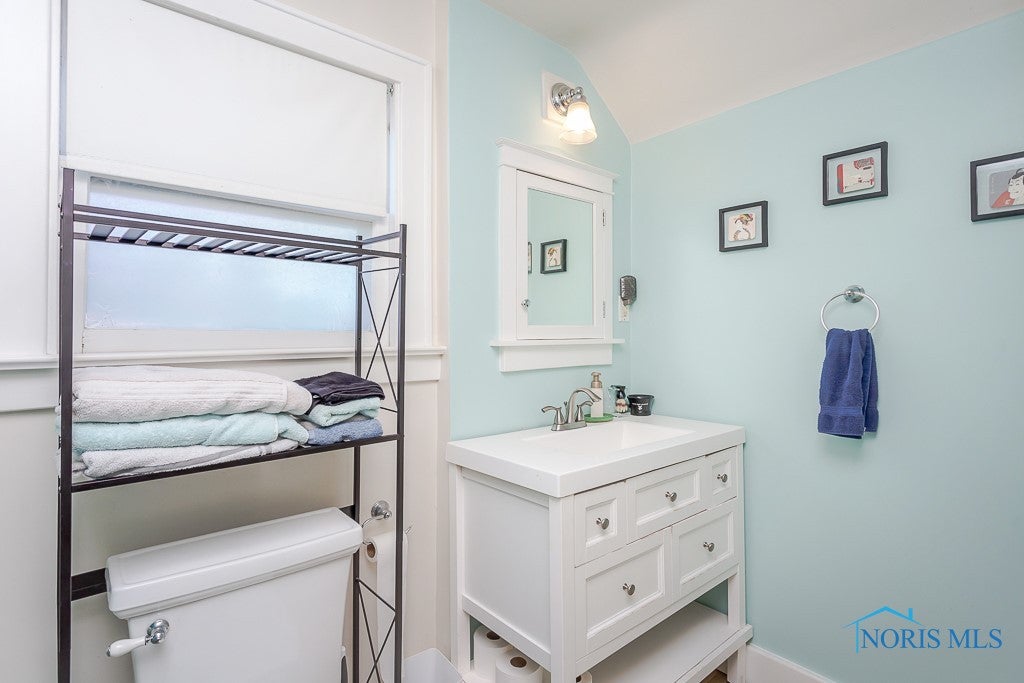5620 Douglas Road Toledo, OH 43613 - Photo 17 of 23 Gallery Image 17