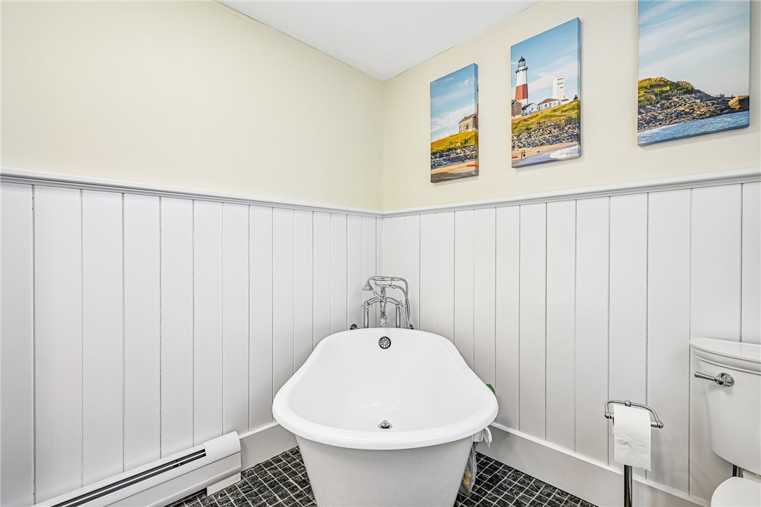 40 Sylvia Road Tiverton, RI 02878 - Photo 19 of 50