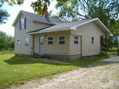1796 Kendaville Road Edmore, MI 48829 - Photo 1 of 9 Primary Photo