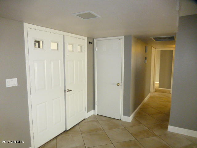 3950 West Hearn Road Phoenix, AZ 85053 - Photo 17 of 19 P1040466