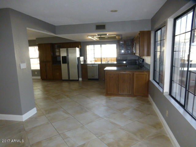 3950 West Hearn Road Phoenix, AZ 85053 - Photo 6 of 19 P1040444