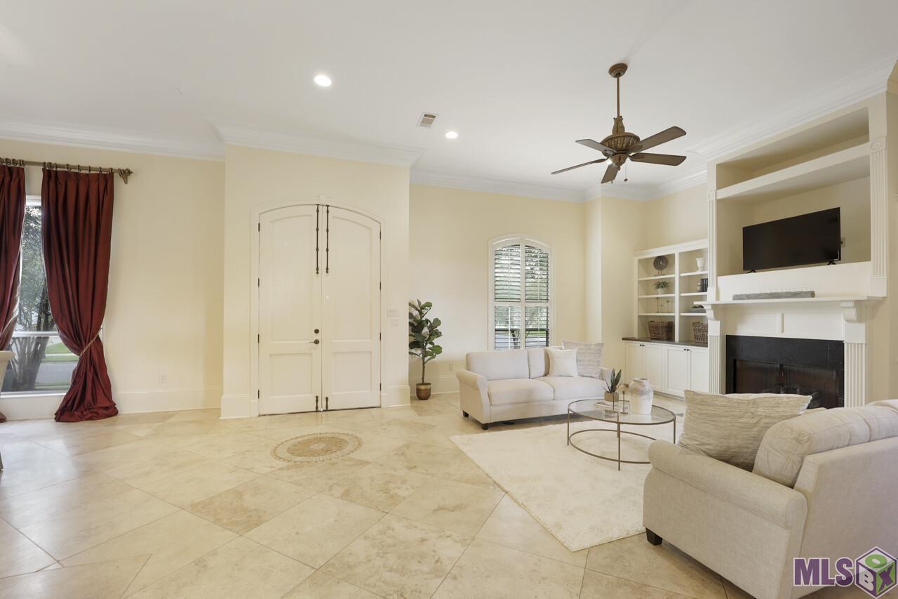 17703 Shady Creek Avenue Baton Rouge, LA 70816 - Photo 6 of 47
