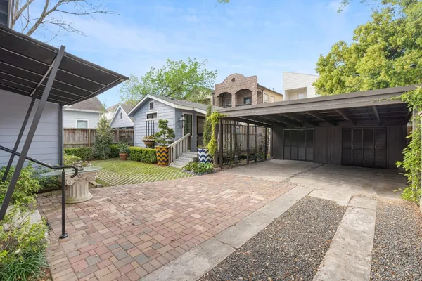 $3,800 | 1116 Nadine Street, Houston, TX 77009