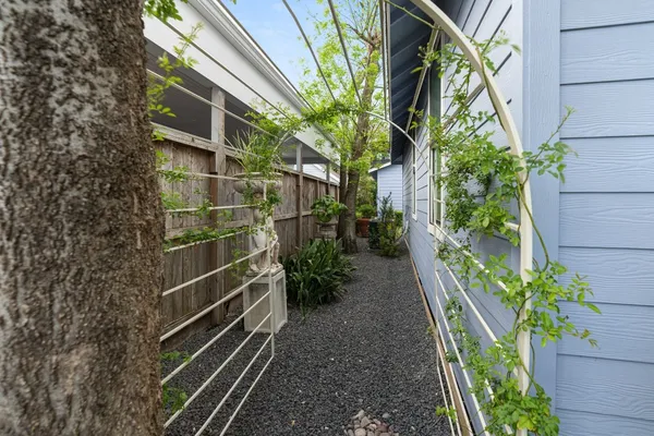 $3,800 | 1116 Nadine Street, Houston, TX 77009