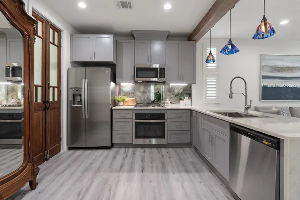$3,800 | 1116 Nadine Street, Houston, TX 77009