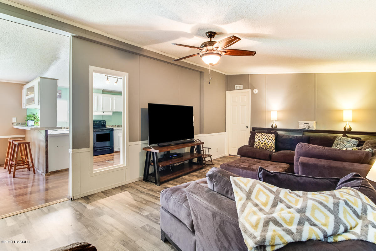 16903 Maize Road Kaplan, LA 70548 - Photo 3 of 20 Gallery Image 3