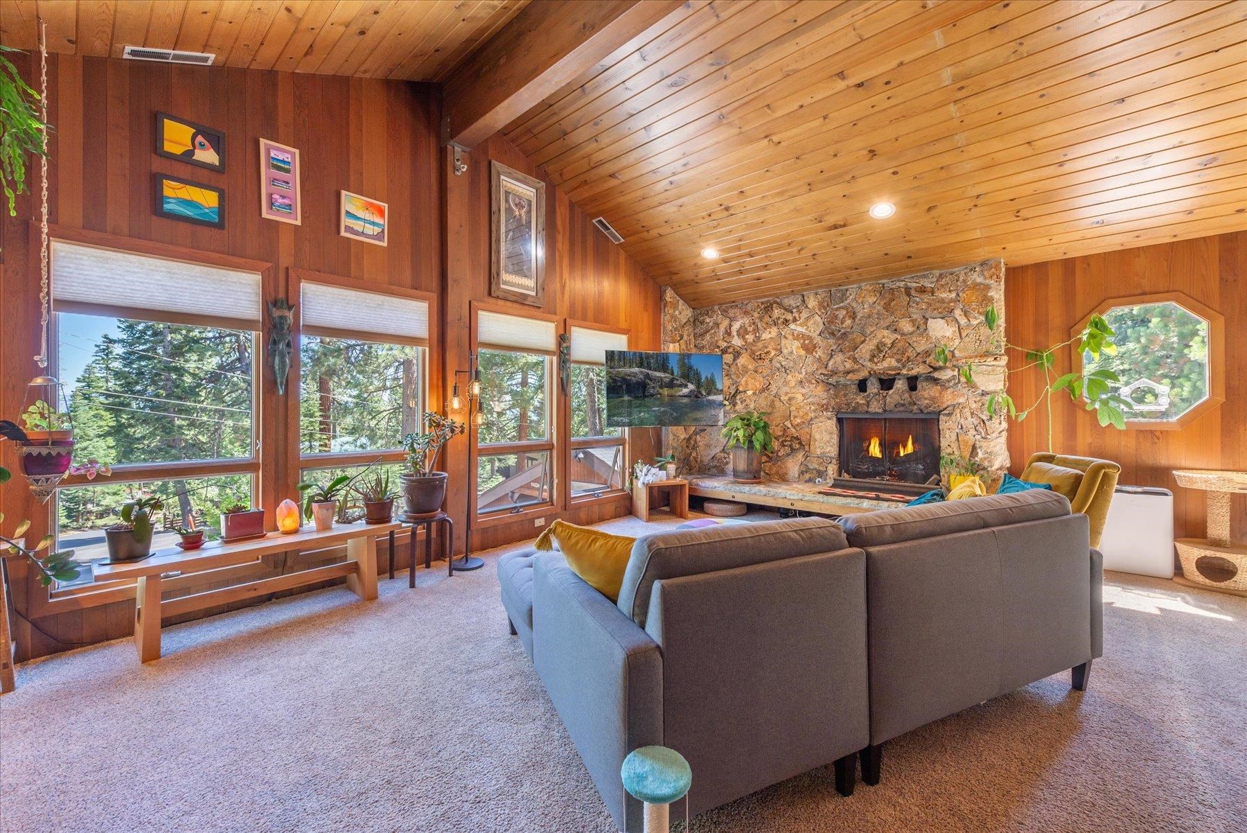 4135 Nightingale Road Carnelian Bay, CA 96140 - Photo 4 of 28