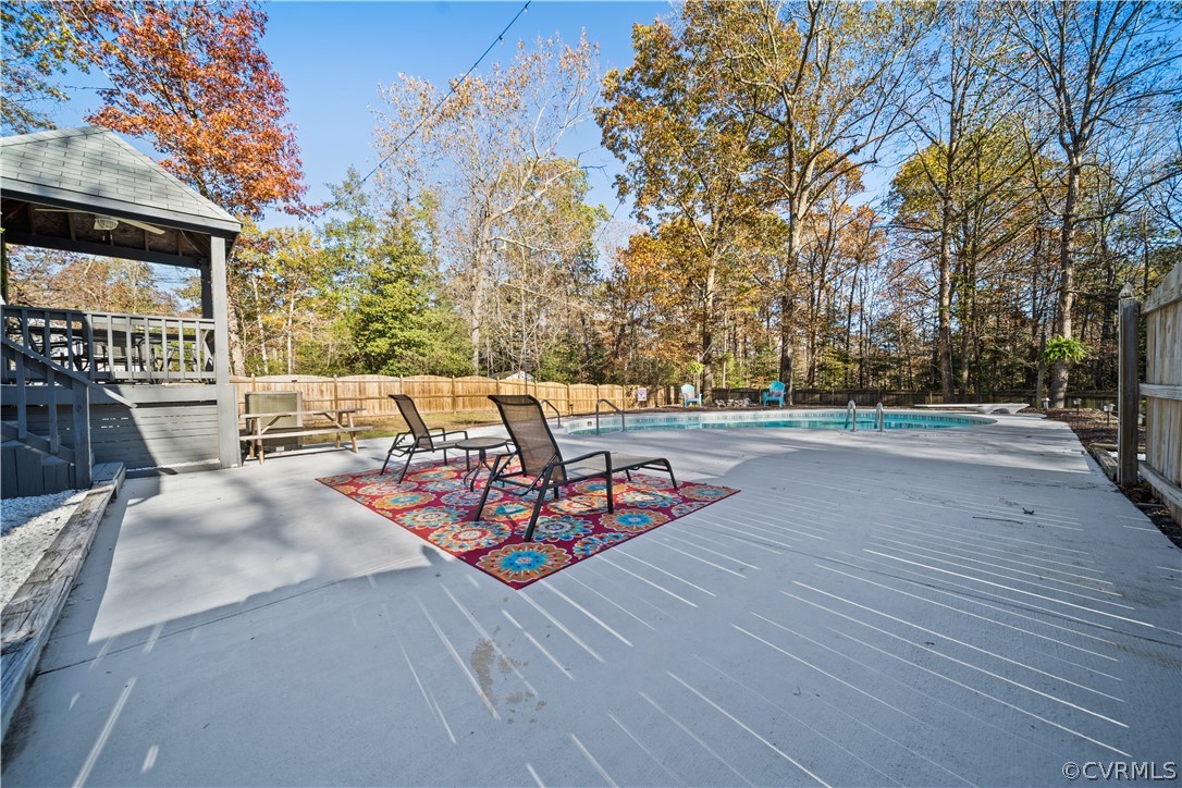 13441 Bailey Bridge Road Midlothian, VA 23112 - Photo 37 of 48 a view of outdoor space with seating space
