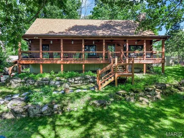 $349,900 | 2838 Wild Ridge Drive, High Ridge, MO 63049