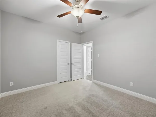 $2,200 | 701 Presidio Street, Aubrey, TX 76227
