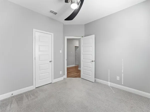 $2,200 | 701 Presidio Street, Aubrey, TX 76227