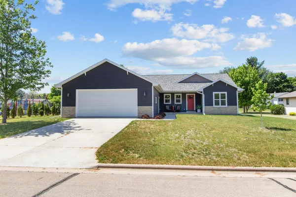 $379,900 | 65 Shore Drive, Clintonville, WI 54929