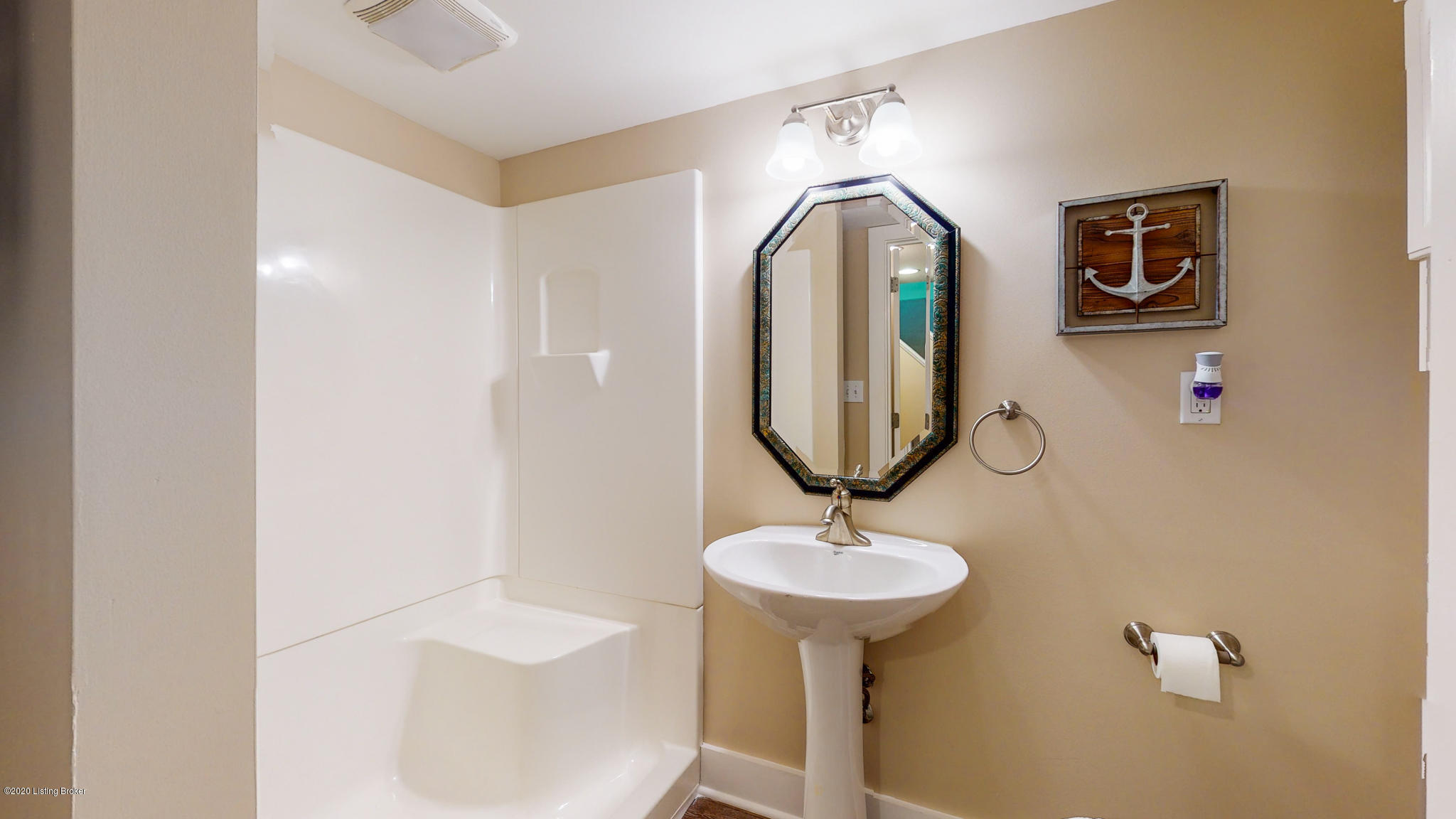 3425 Lexington Road Louisville, KY 40207 - Photo 37 of 55 3425 Lexington Rd Louisville KY 40207-35