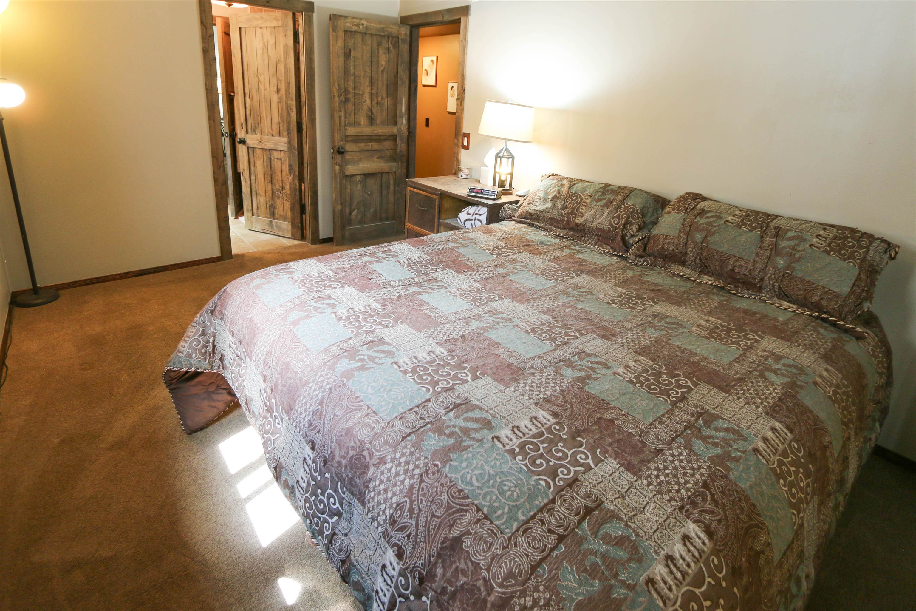 108 Ridgecrest Drive Mammoth Lakes, CA 93546 - Photo 22 of 43 Gallery Image 22