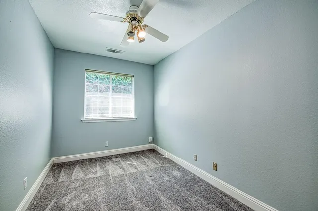 $585,000 | 1021 East Niles Avenue, Fresno, CA 93720