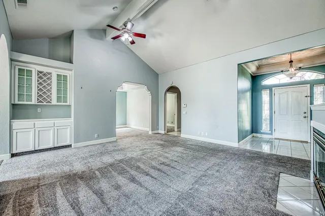 $585,000 | 1021 East Niles Avenue, Fresno, CA 93720