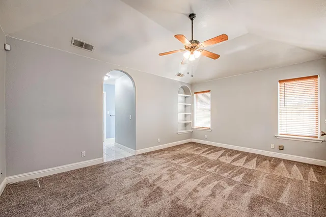 $585,000 | 1021 East Niles Avenue, Fresno, CA 93720