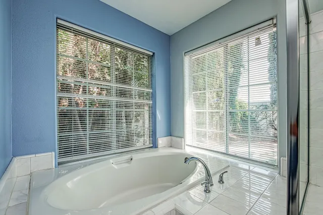 $585,000 | 1021 East Niles Avenue, Fresno, CA 93720