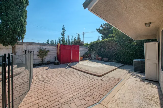 $585,000 | 1021 East Niles Avenue, Fresno, CA 93720