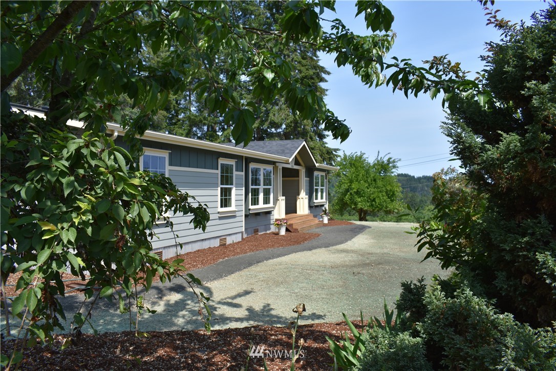 13720 Forsman Road Southeast Olalla, WA 98359 - Photo 2 of 24 Gallery Image 2