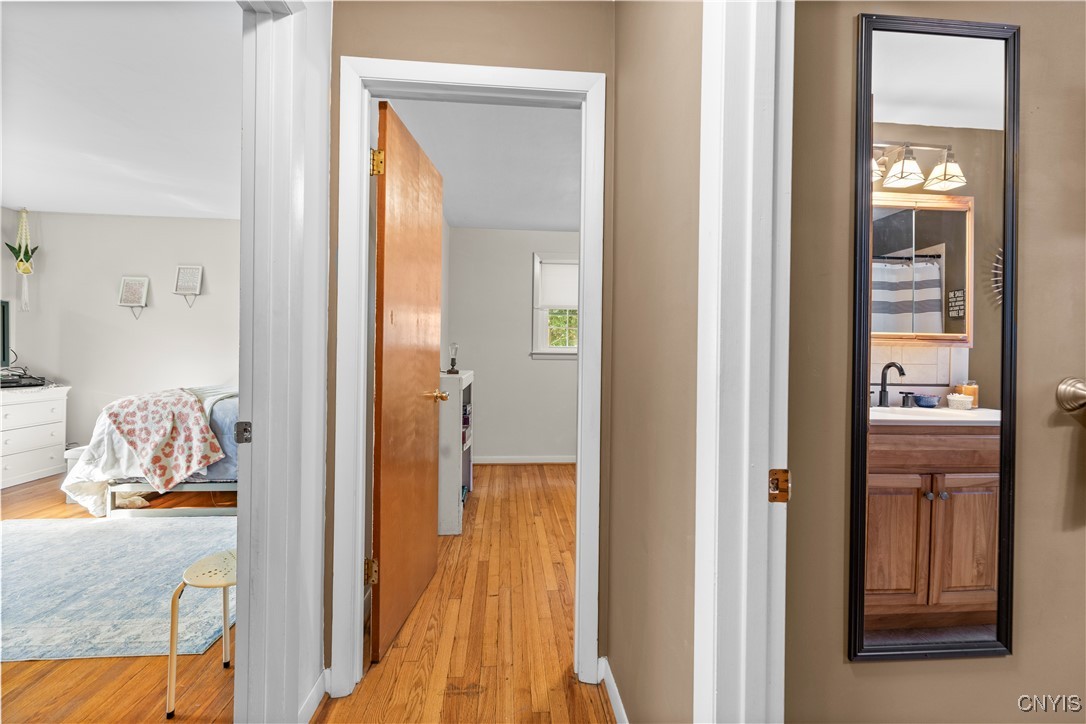 8821 Tibbitts Road New Hartford, NY 13413 - Photo 15 of 29