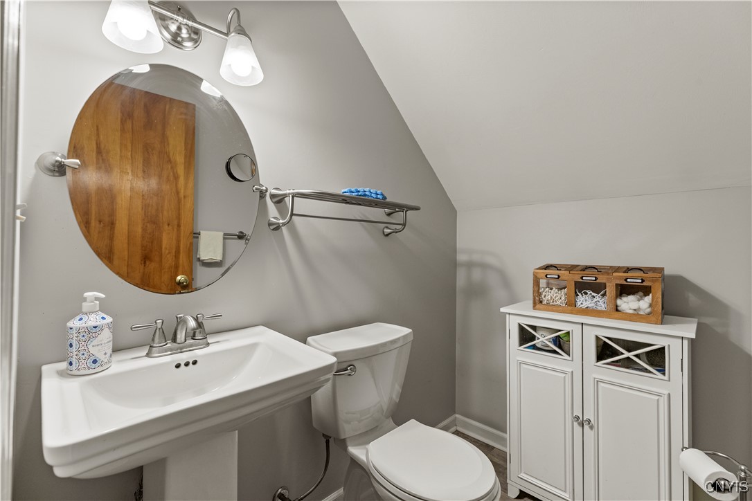 8821 Tibbitts Road New Hartford, NY 13413 - Photo 23 of 29