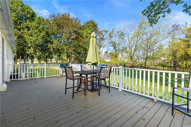 $375,000 | 8821 Tibbitts Road, New Hartford, NY 13413